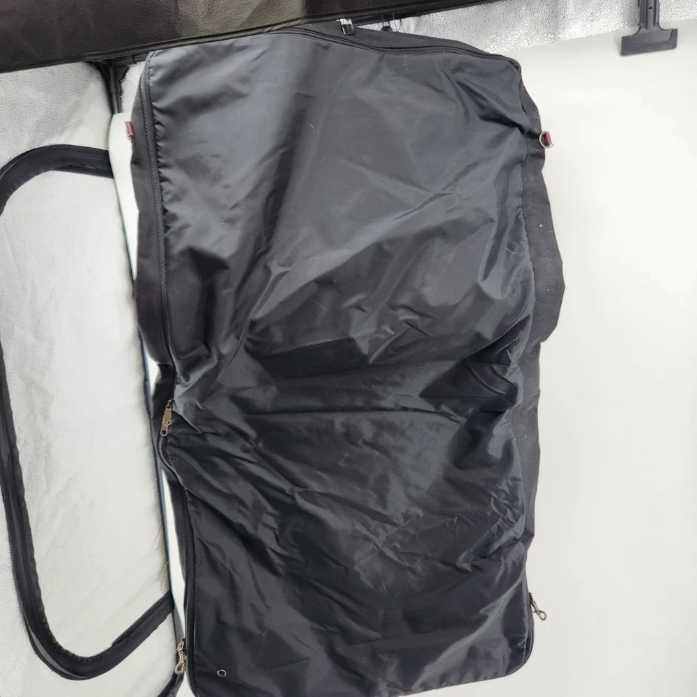 Vintage Samsonite Brisbane Garment Bag Black Travel Suit Bi-fold Bag 40 Inch
